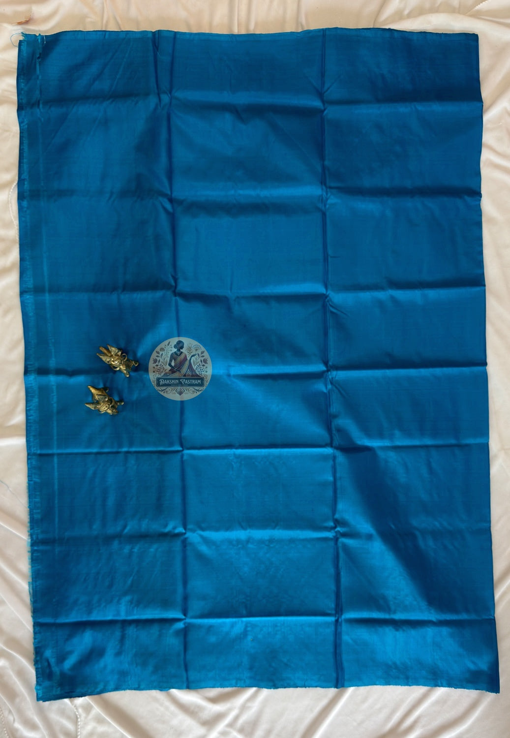 Bishnupur Silk Than Saree as a meaningful gift – shipped to Harrow, Leicester, Derby, Luton and across the UK