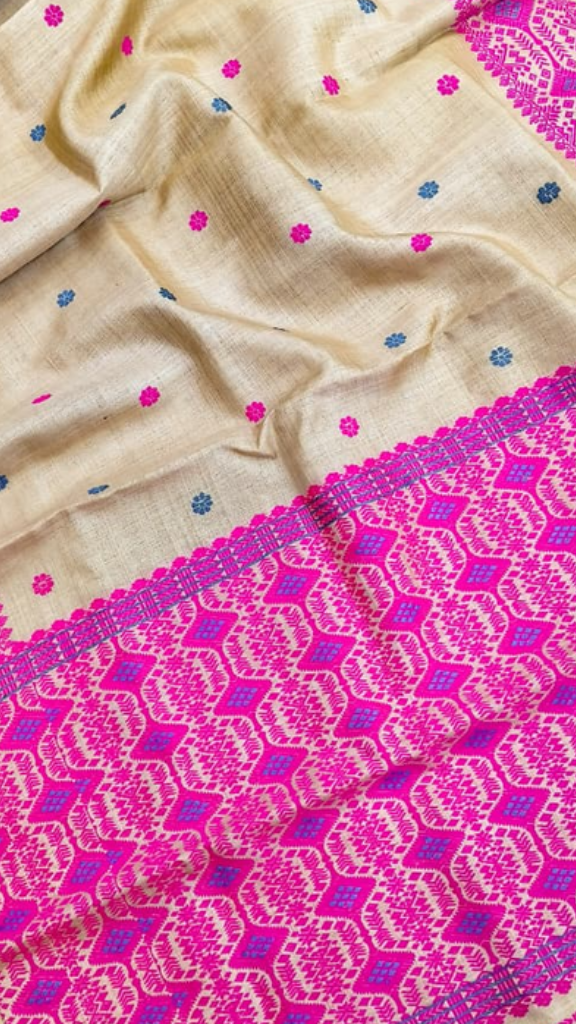 Buy Handloom Muga Silk Saree – close-up of silk weave texture