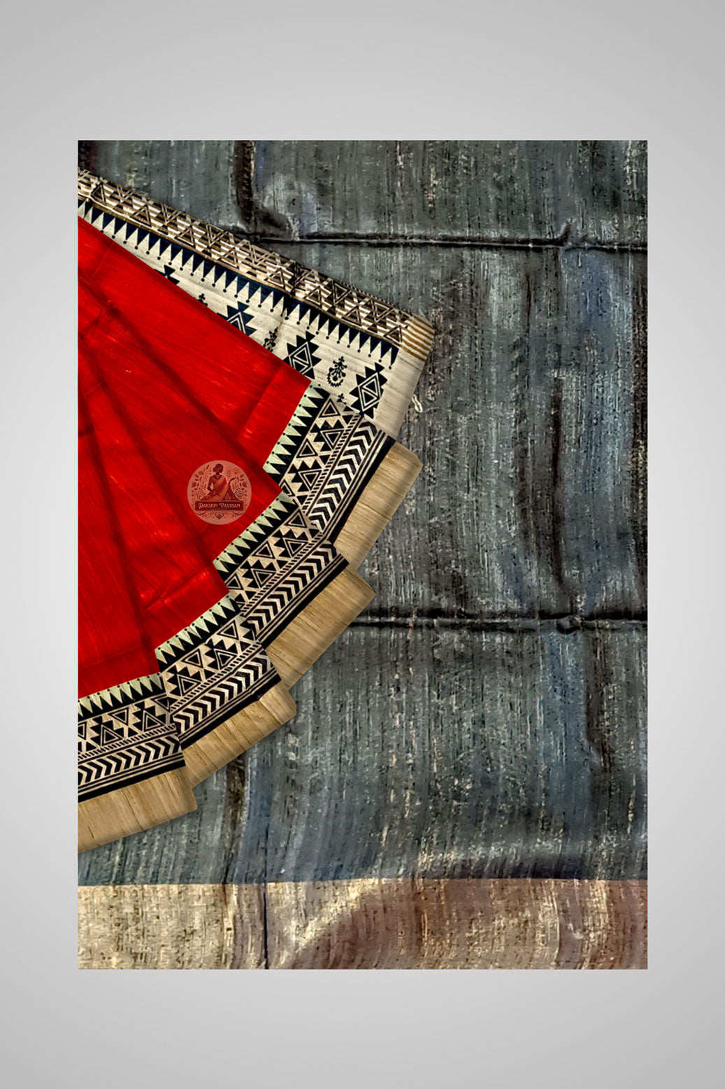 Order Tussar Sarees Online – Closeup of traditional weave and finish