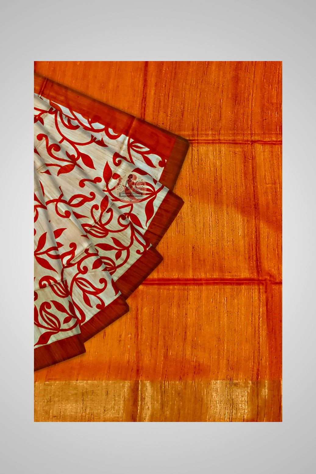 Shop Handloom Tussar Silk – Drape detail highlighting weave