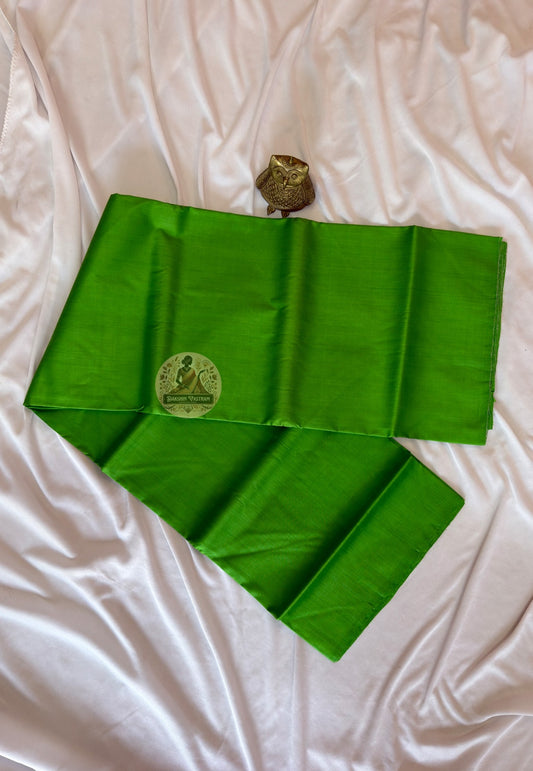 Close-up of Bishnupur handloom silk weave showing natural lustre and fine pit-loom craftsmanship