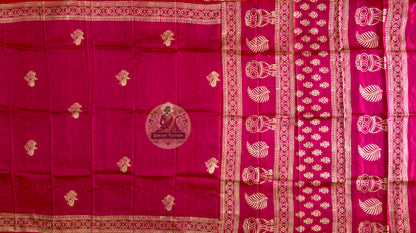 Macro close-up of individual hand-stamped block print motif on Bishnupur Silk Saree by Dakshin Vastram, each impression bearing the signature of the craftsperson's hand — no two exactly alike