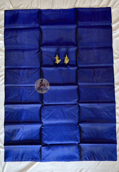 Handloom silk than saree styled with contemporary blouse – ships to London Edinburgh Coventry