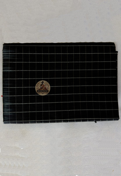 Detail view of Bishnupur Katan Silk Saree pleats showing structured drape and rich silk body, handwoven in Bishnupur, West Bengal