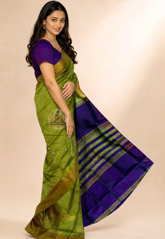 Side view of Bishnupur Katan Silk Saree showing the graceful fall and connecting drape, perfect for Durga Puja, Bengali weddings and festive family gatherings across India
