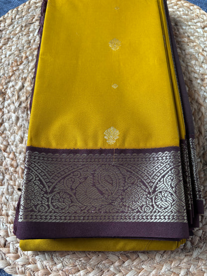 South Indian silk saree with traditional zari weave – delivered to London, Birmingham & Manchester