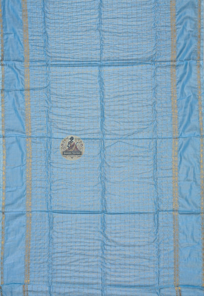Rear view of pure cotton zari saree highlighting the pallu with zari detailing and traditional handloom finish