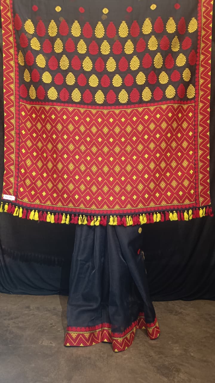 Shop Traditional Silk Saree – View of saree with matching blouse