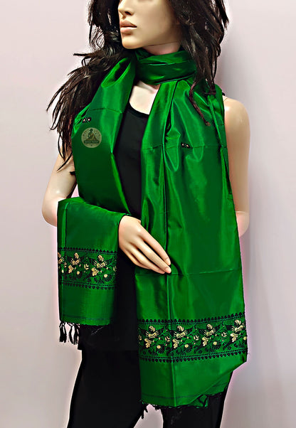 Explore silk stole fashion – Rear shot with flowing fabric