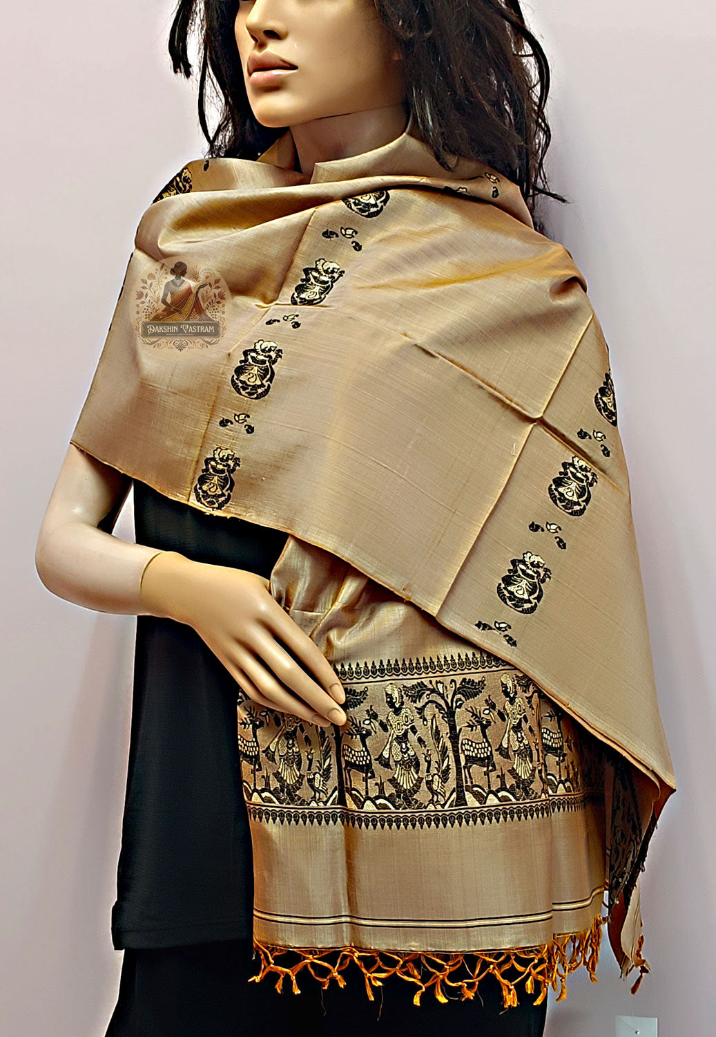 Buy Silk Stole Online – Paired with ethnic wear look