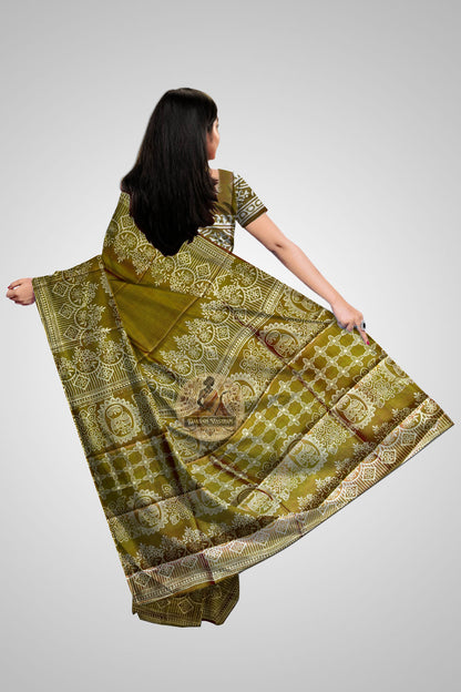 Buy Mulberry Bishnupur Pure Silk Saree – Rear angle with elegant drape