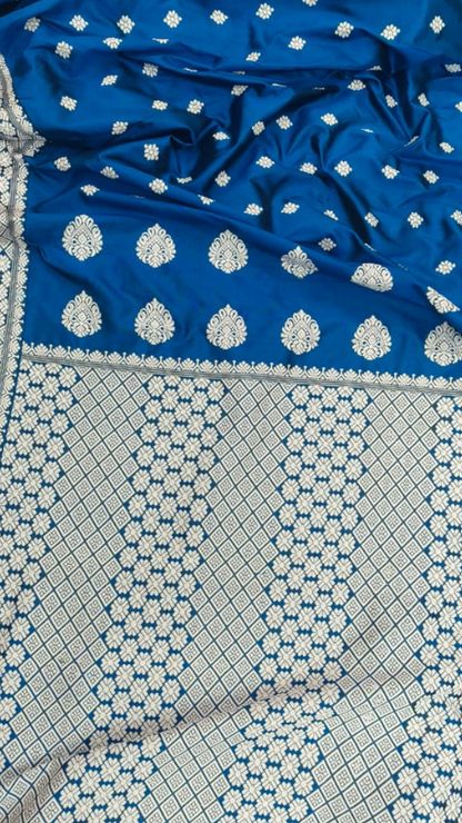 Indian woman in pure Assam mulberry silk saree for Durga Puja – London, Leicester, Birmingham