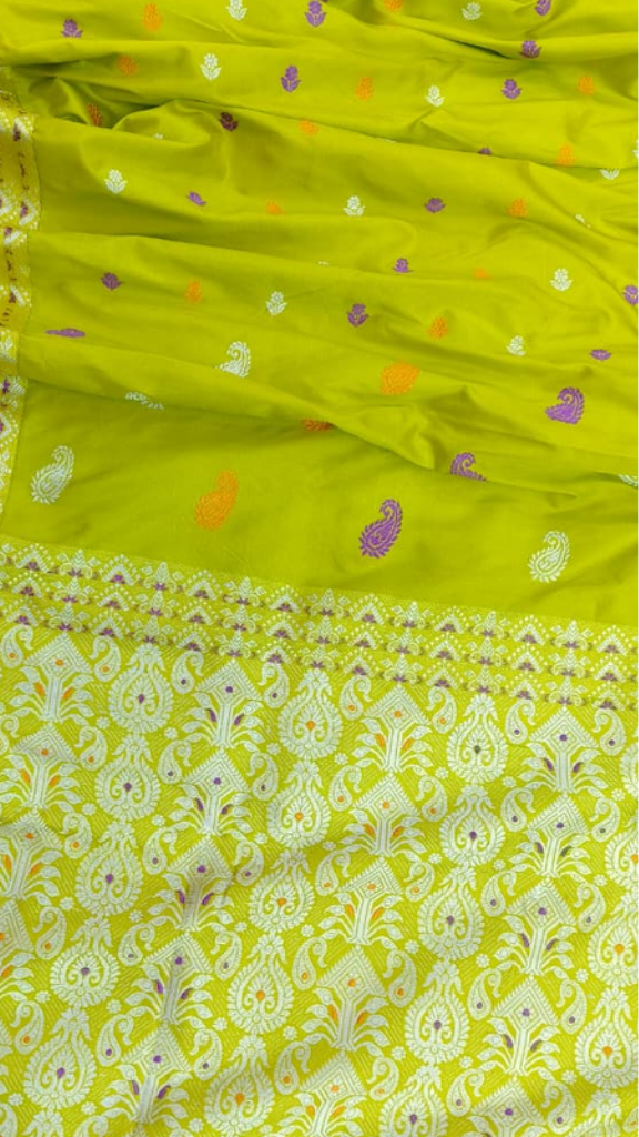 Buy Mulberry Assam Silk Saree – rear view with elegant fall