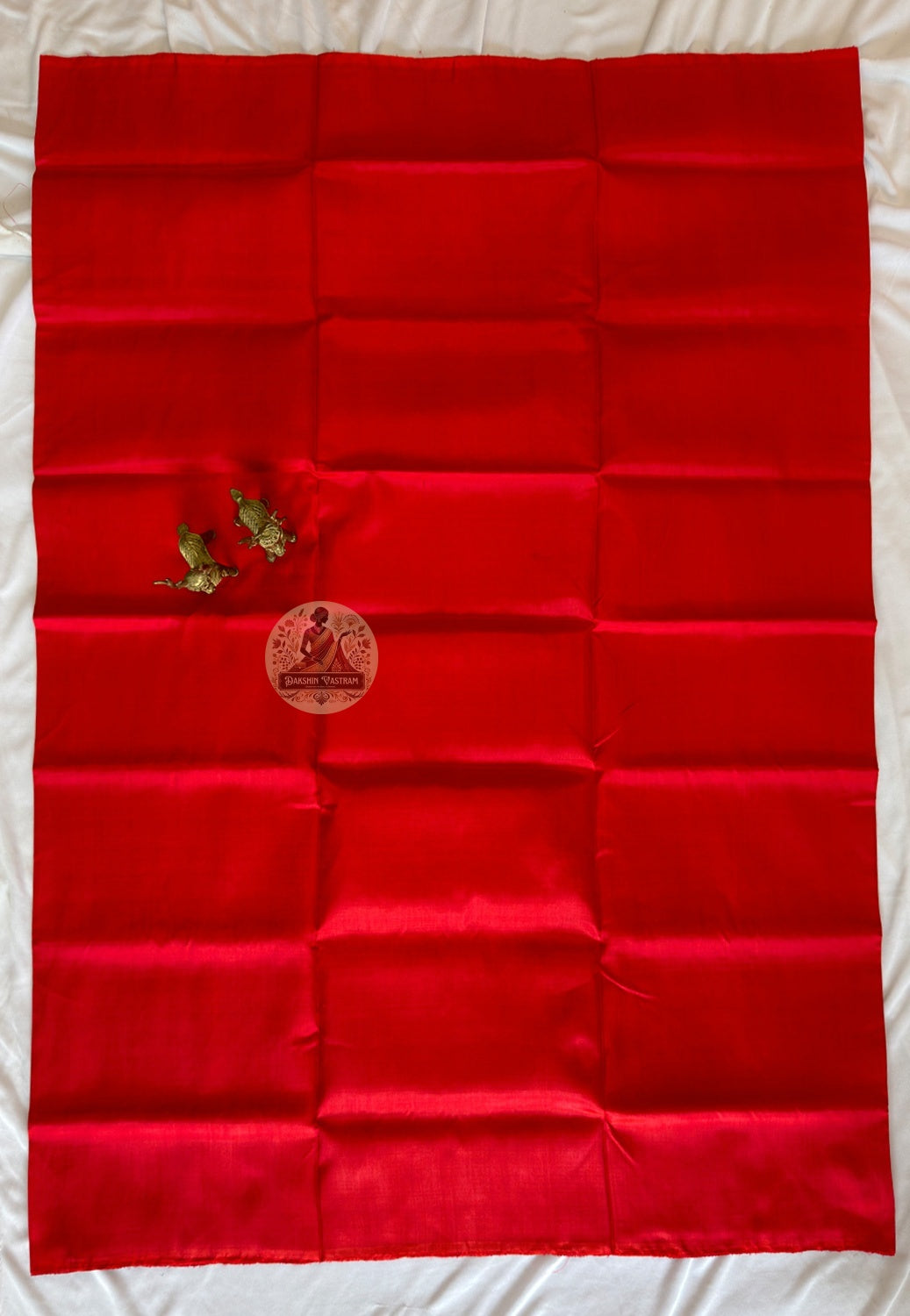Side profile drape of Bengal silk than saree – fluid weave structure catching natural light, UK nationwide delivery