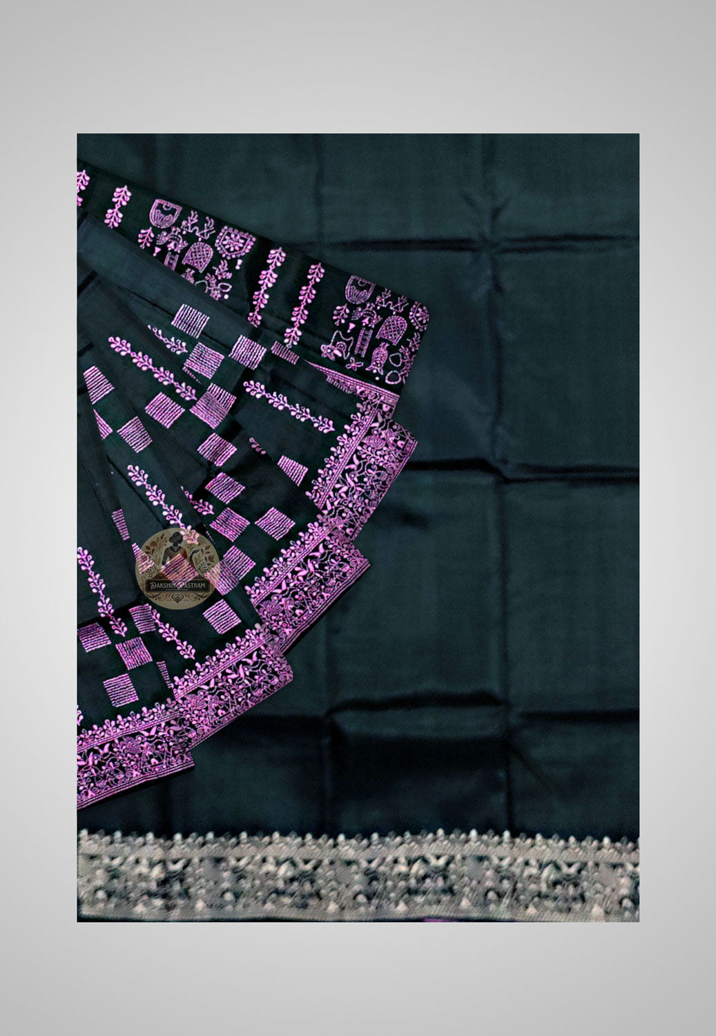 Detailed artisan weave – Close-up of weaving technique