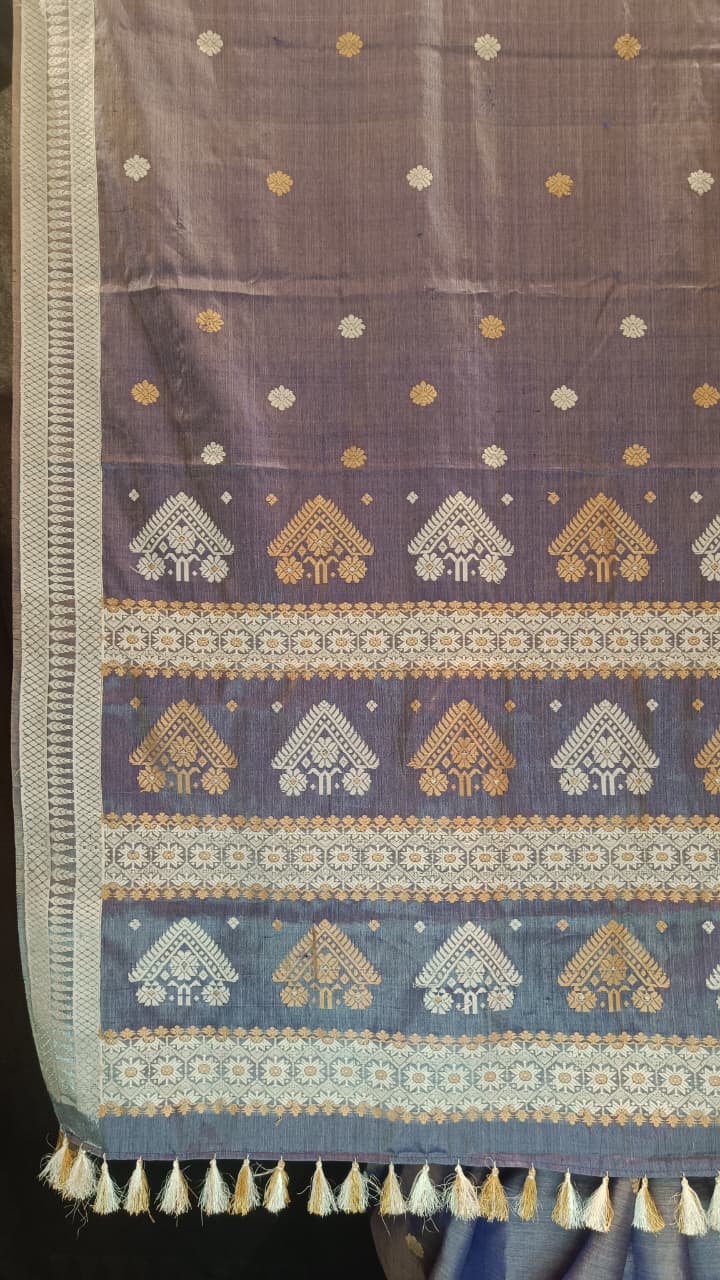 Buy Assam Silk Saree online – Front view of Toss silk saree