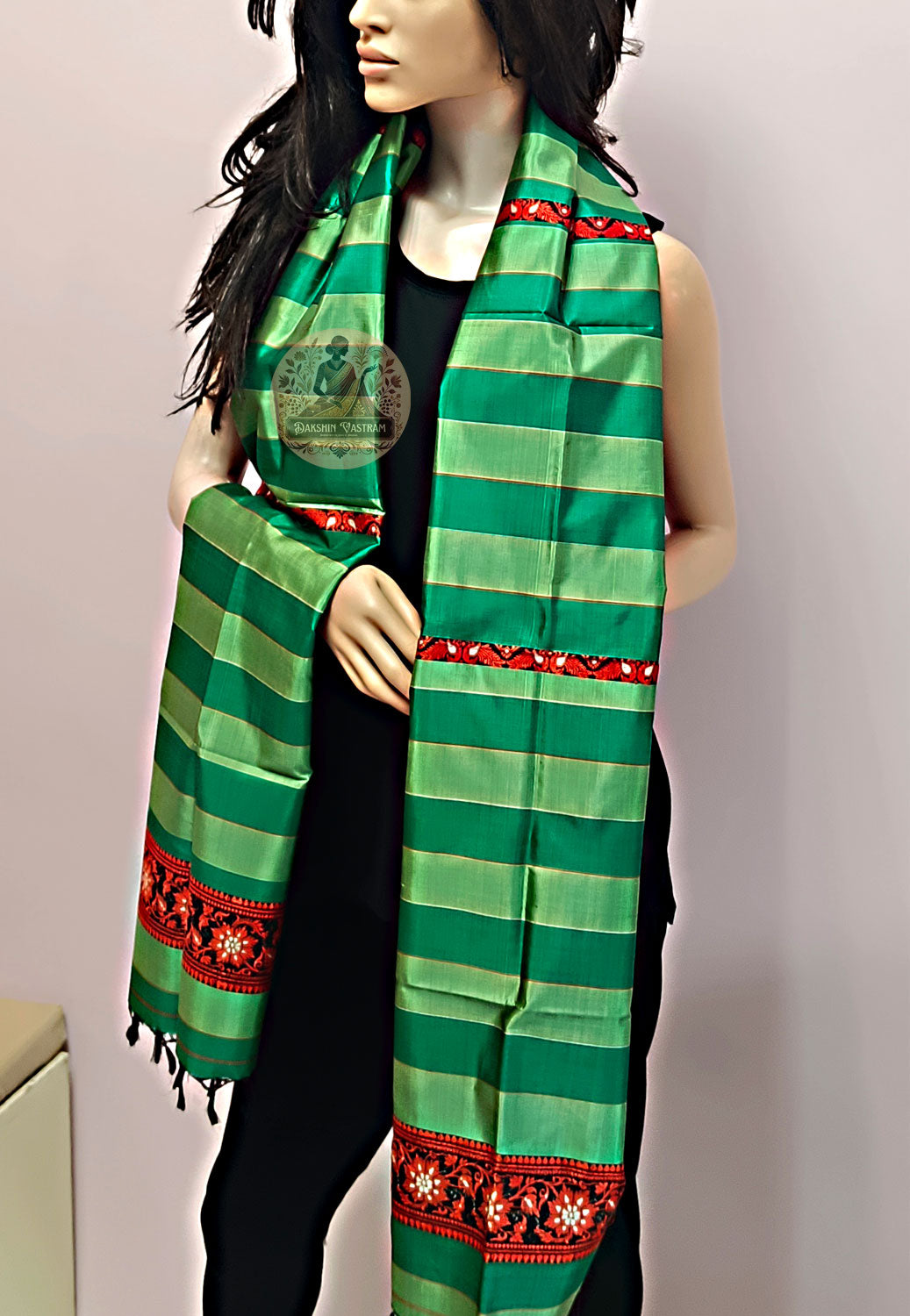Buy Green & Red Pure Silk Stole online – Green & Red rear view