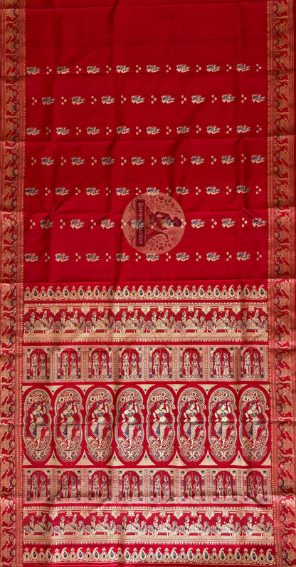 Buy Luxury Silk Saree UK – Artistic view of pallu design