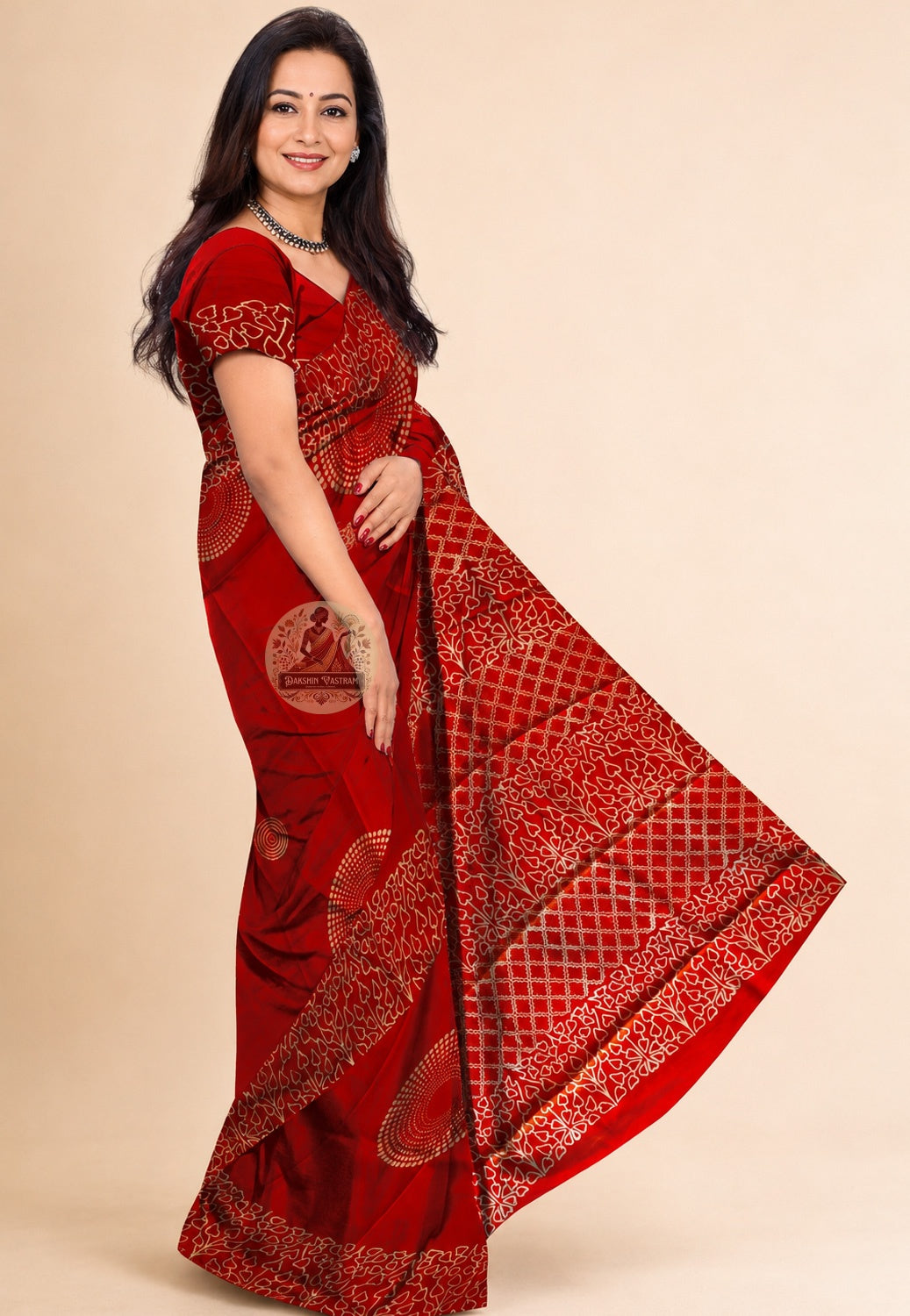 Bishnupur hand block print silk saree side view – pure silk drape with natural luminosity, perfect for Navratri nights and Indian weddings in Sacramento