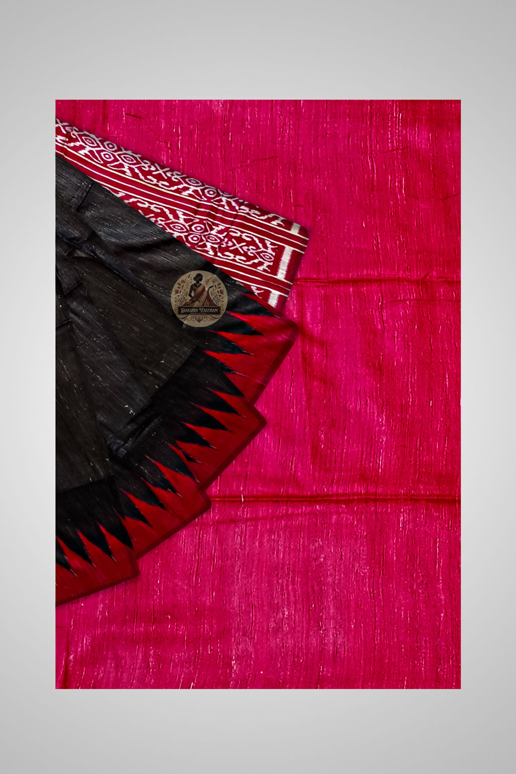 Order Authentic Tussar Saree – Handwoven detailing close-up