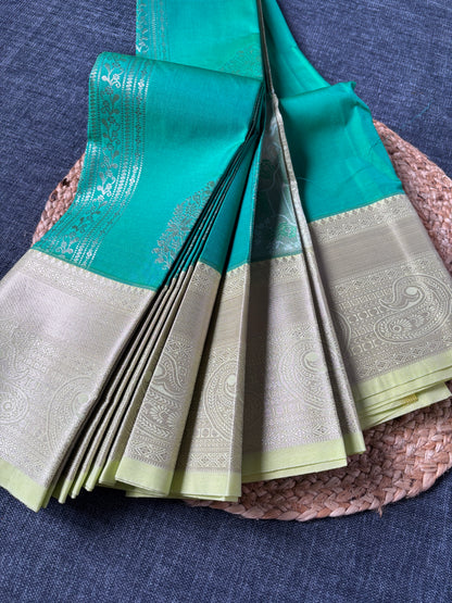 South Indian handloom saree for birthdays, anniversaries & Diwali – delivered across London, Birmingham & Leicester