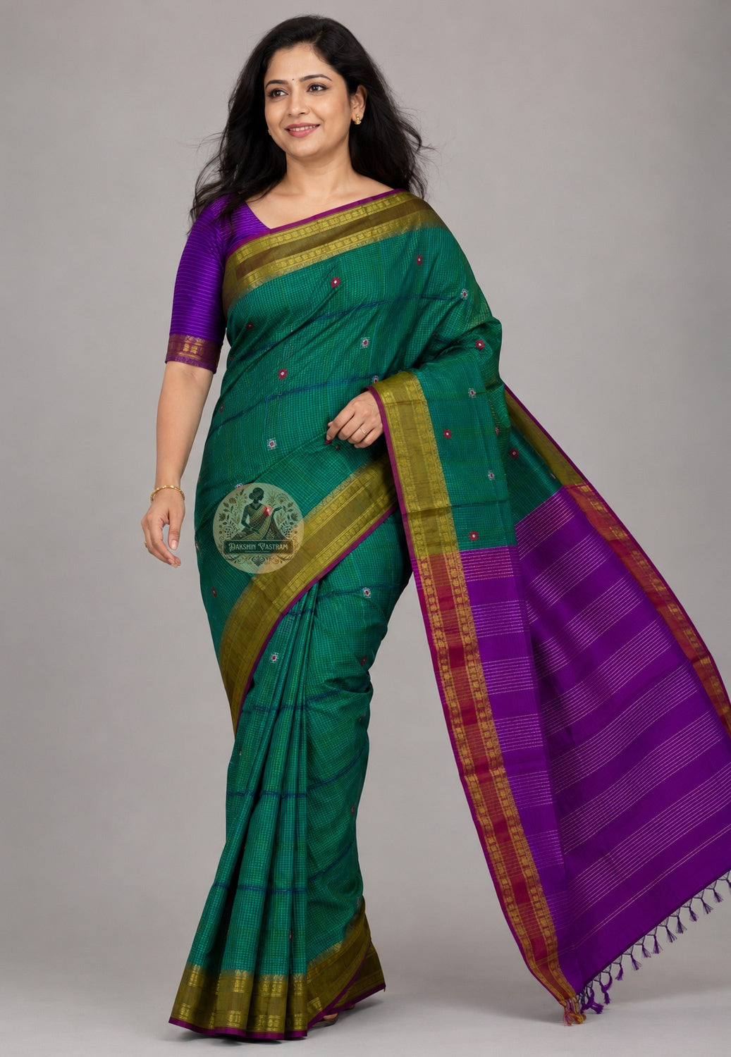 Side view of Bishnupuri pure katan silk saree – effortless silhouette and graceful pleats in handwoven Bengal silk, premium ethnic wear for women by Dakshin Vastram