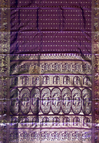 Flat lay of pure silk Swarnachari saree showing full gold zari weave — Dakshin Vastram heritage collection
Heirloom-quality Swarnachari handloom saree in rich silk — gifting and occasion wear for UK diaspora