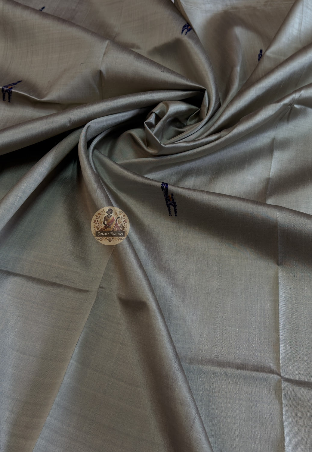 Border detail of handwoven Baluchari silk stole – royal blue woven narrative motifs depicting horses, elephants and court figures on stone grey pure silk, Bengal handloom craft