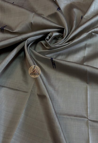 Border detail of handwoven Baluchari silk stole – royal blue woven narrative motifs depicting horses, elephants and court figures on stone grey pure silk, Bengal handloom craft