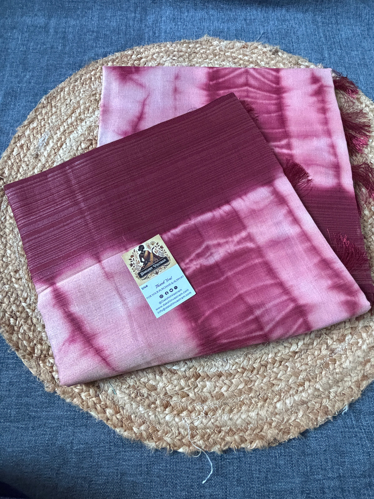 Shop linen cotton saree online – Close-up of fabric texture
