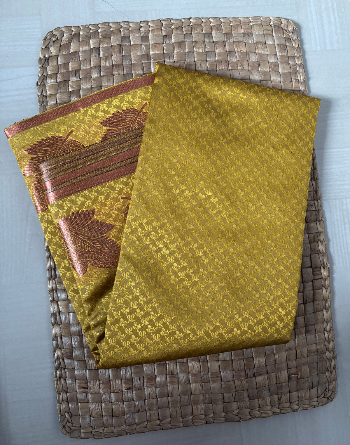 Buy Soft Art Silk Saree online – Elegant Soft Art Silk Saree blouse piece