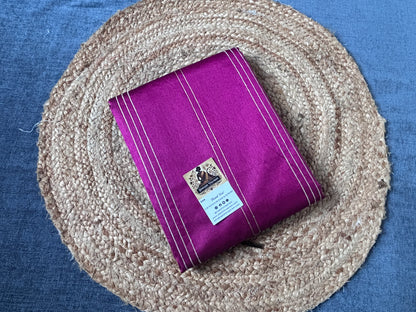 Shop semi raw silk saree India – Side drape of textured silk saree