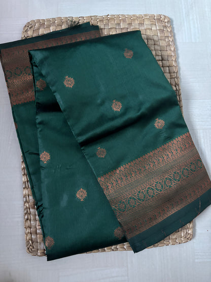 Buy Semi Silk Saree online – Green Semi Silk Saree rear view