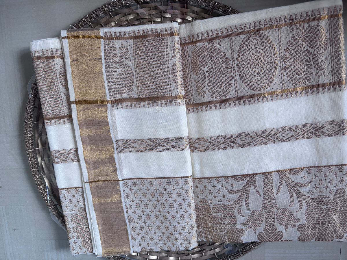 Buy Kerala Kasavu Saree online – Floral Peacock Cotton Saree rear view