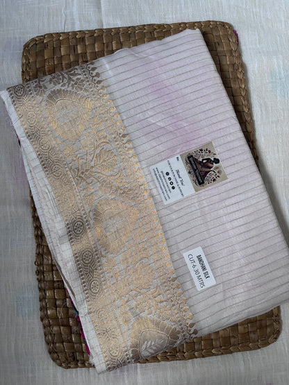 Buy Dola Silk Saree online – Elegant handloom front view