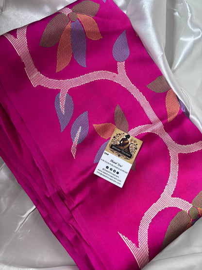 Buy Semi Silk Saree – Rear view showcasing pallu design