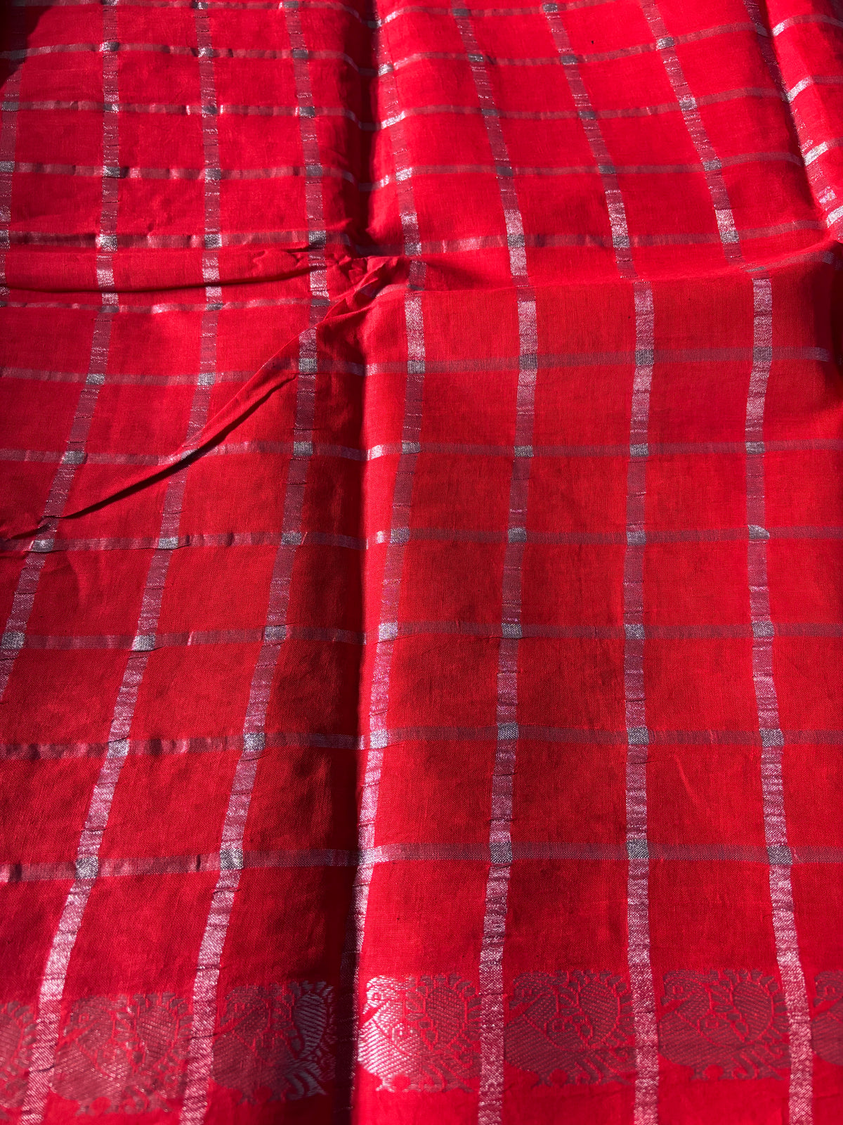Buy Lightweight Cotton Sarees – Rear view with traditional pallu