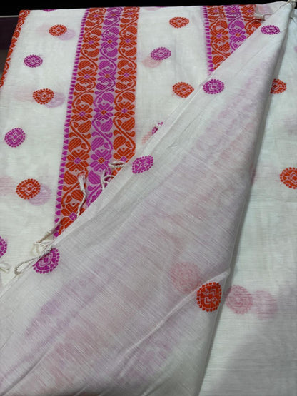 Kerala Kasavu Saree – Traditional South Indian Handloom