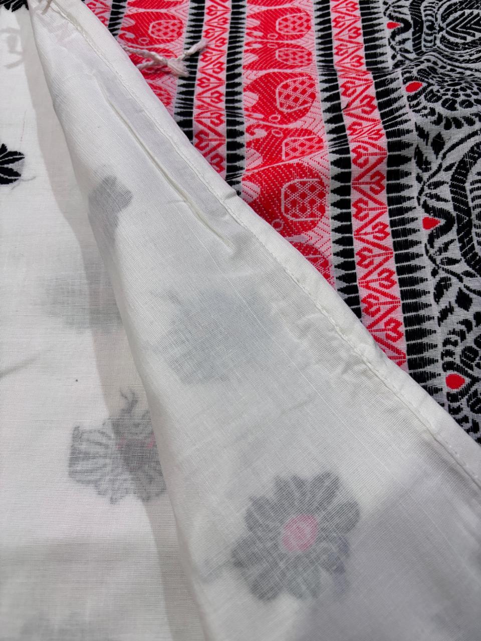 Kerala Kasavu Saree – Traditional South Indian Handloom
