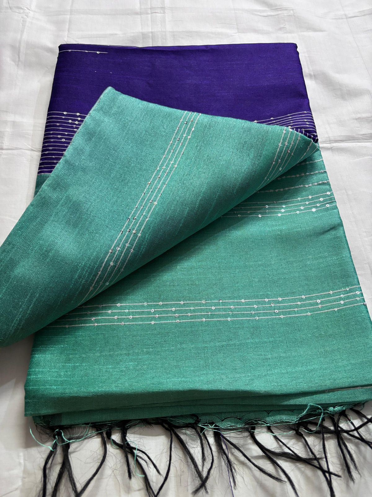 Shop Semi Silk Saree – Fabric texture and weaving detail