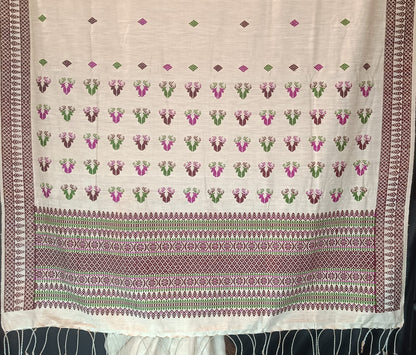 Buy Assam Silk Saree online – Pallu view of Toss silk saree