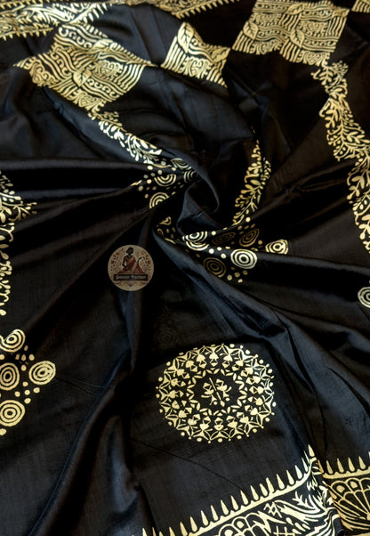 Close-up of Bishnupur Pure Katan Silk Saree – dense twisted-thread Katan weave with extraordinary natural lustre, handwoven by master craftsmen in Bishnupur, West Bengal