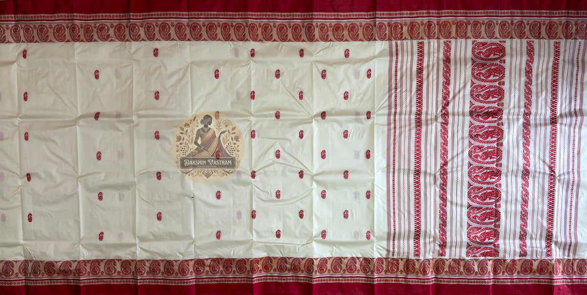 Full view of Bishnupur Garad silk saree in complete drape – sacred ivory Bengal handloom making every woman glow with pure grace, for Durga Puja, weddings and cultural galas worldwide