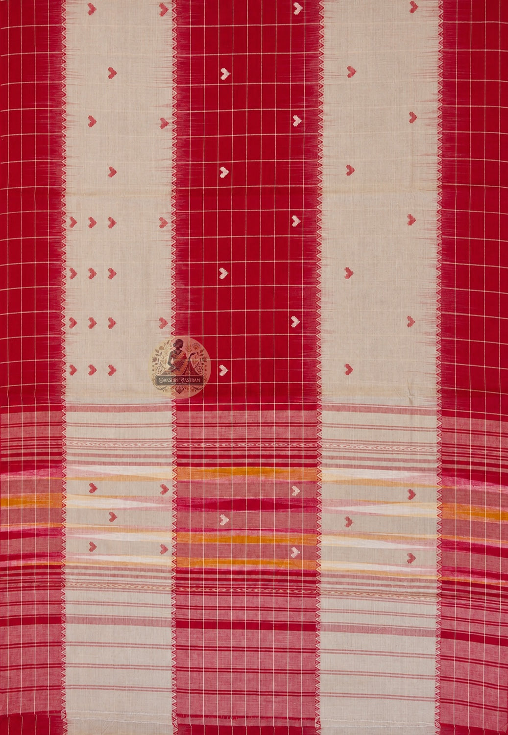 Border detail of modern pure cotton handloom saree sold without blouse piece, versatile for pairing with a contemporary cut blouse or traditional silk