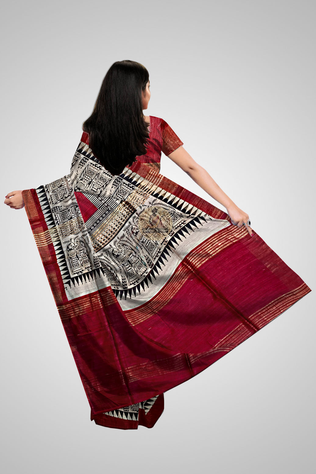 Explore Handloom Tussar Saree – Rear view with traditional pallu