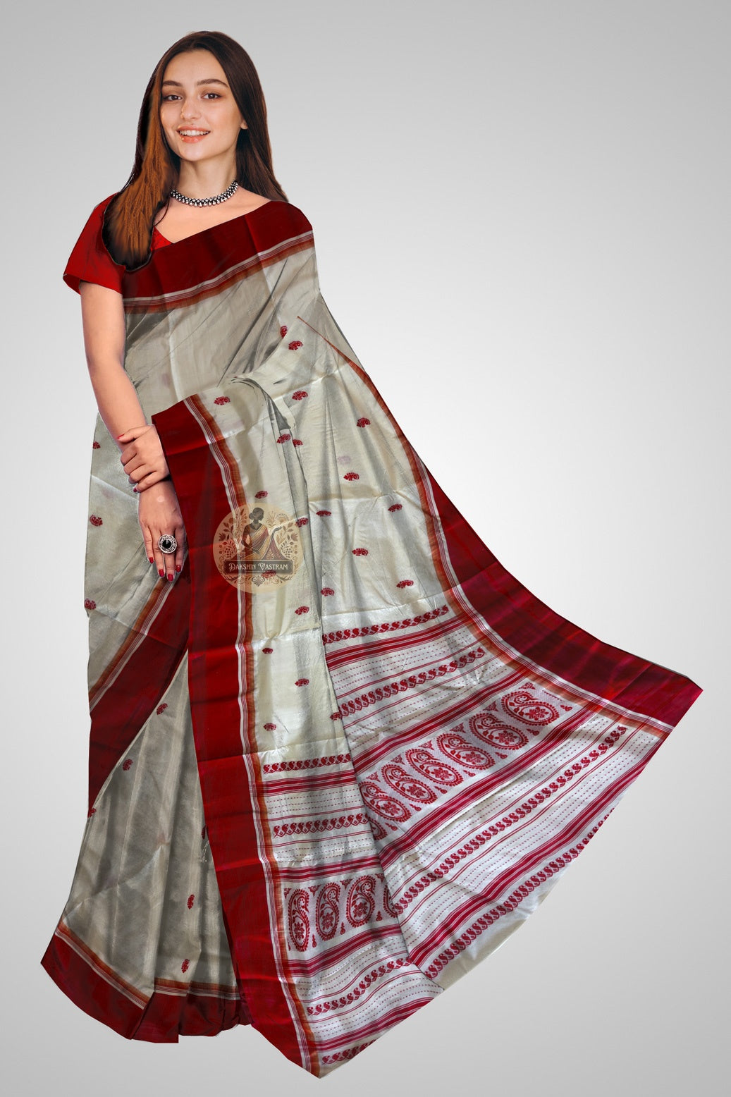 Bishnupur Garad silk saree front view – pure ivory mulberry silk handwoven in Bengal, luminous undyed drape turning every woman into a vision of timeless beauty for pujas and weddings