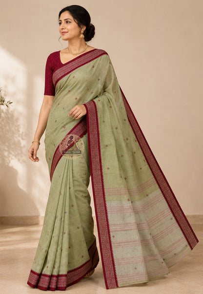 Front view of pure cotton handloom saree without blouse piece, a cool breathable choice for Indian summer, Durga Puja and monsoon festive occasions
