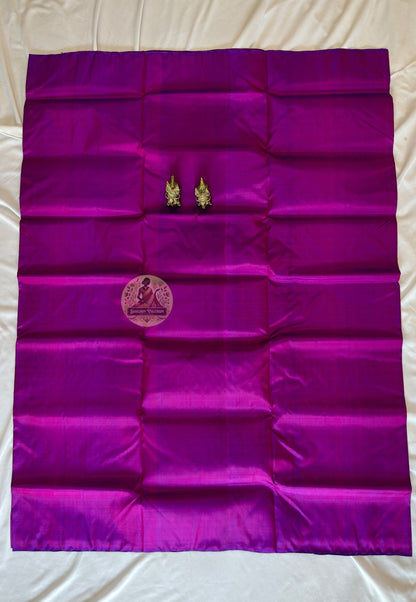 Detail of Bishnupur silk than saree selvedge showing heritage temple town weave – unique piece from Bengal artisans
