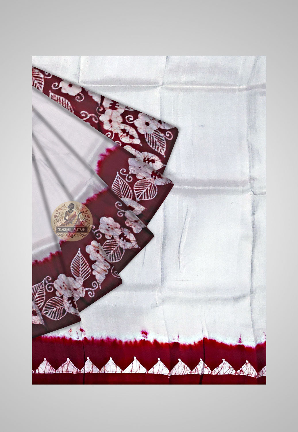 Detailed Silk Saree Closeup – Focus on handwoven texture and border