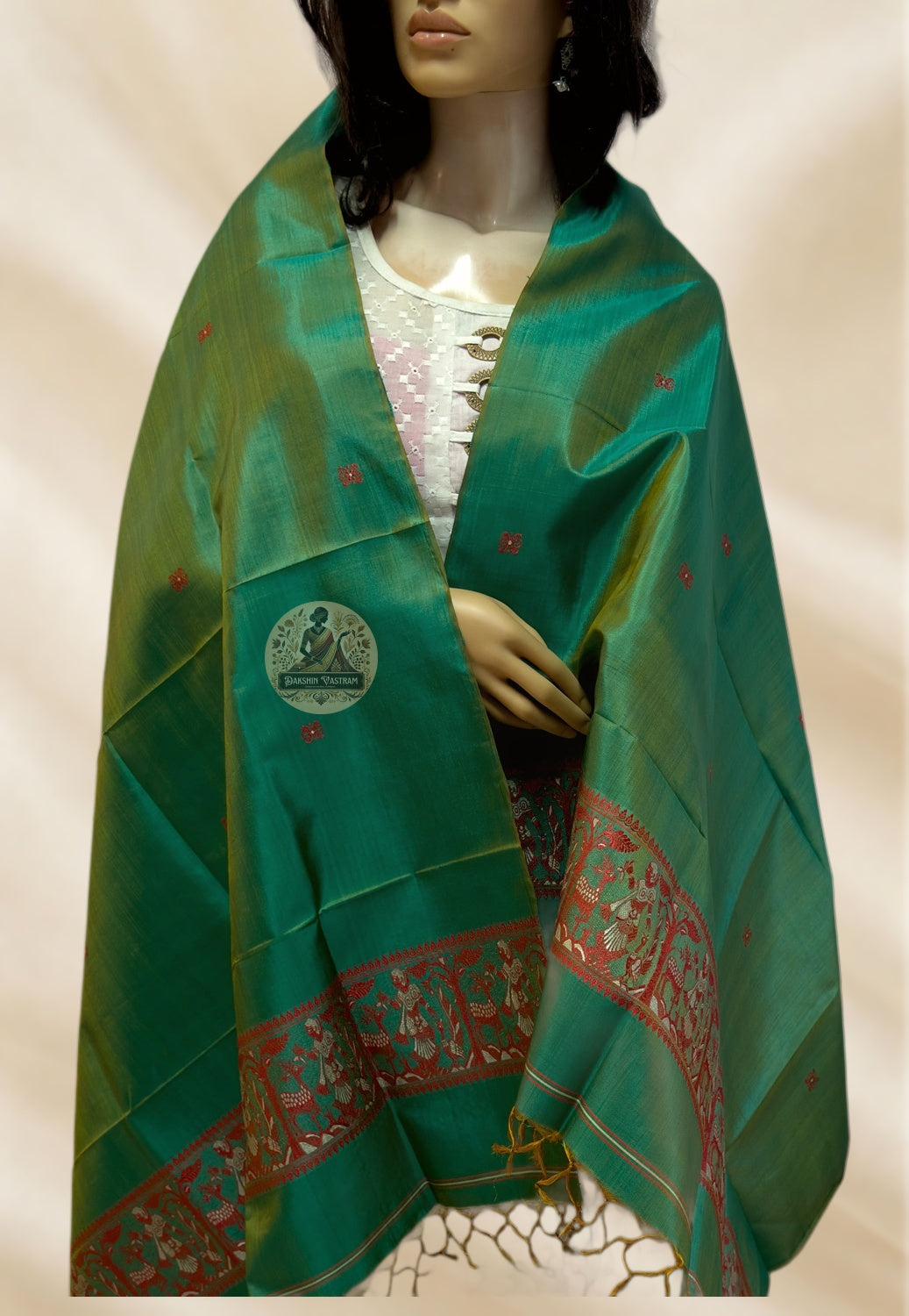 Baluchari pure silk stole in premium gift packaging – handwoven Bengal heritage textile by Dakshin Vastram UK